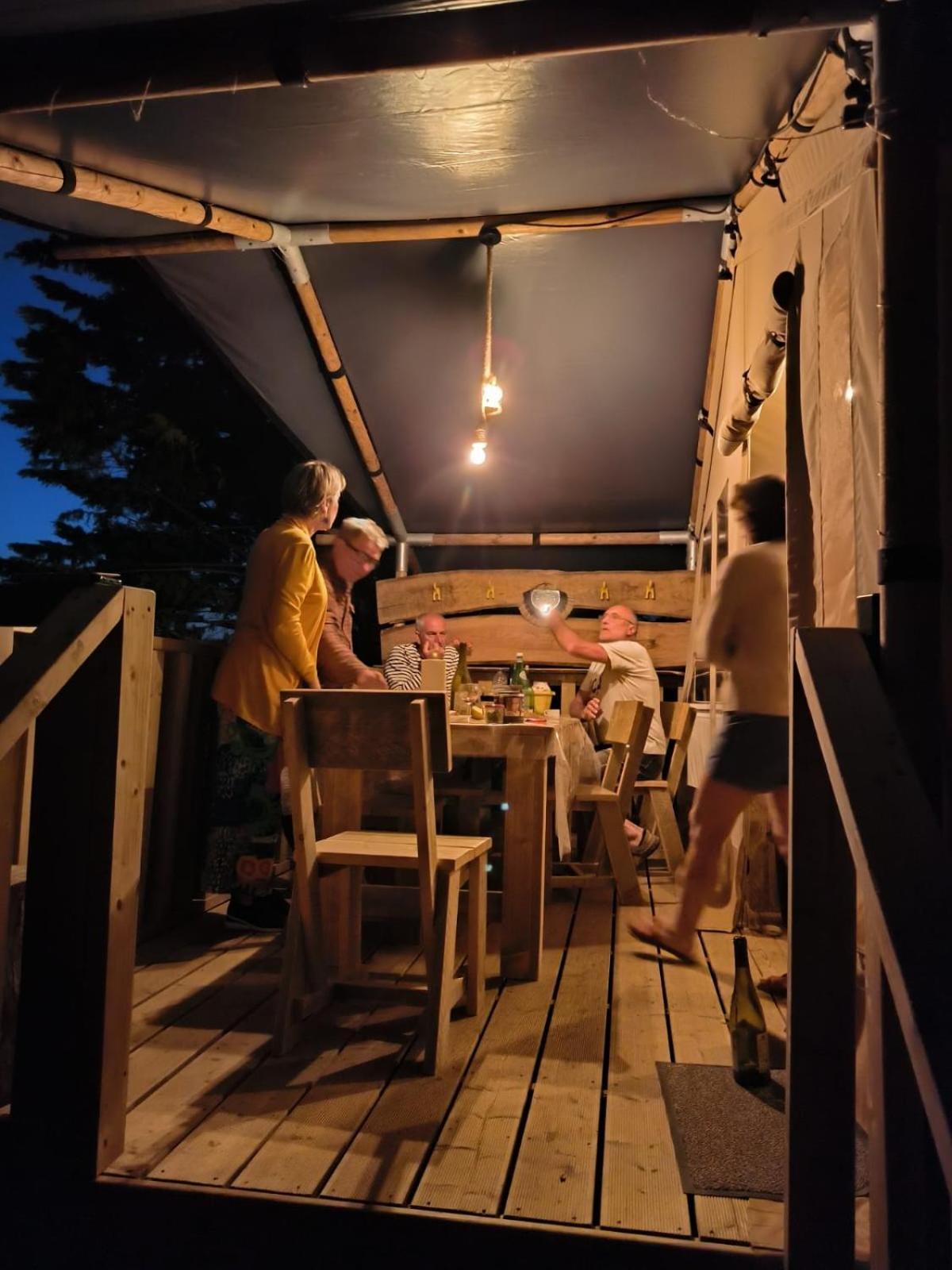 Camping Paradis Le Moulin Des Oies Belz Екстериор снимка
